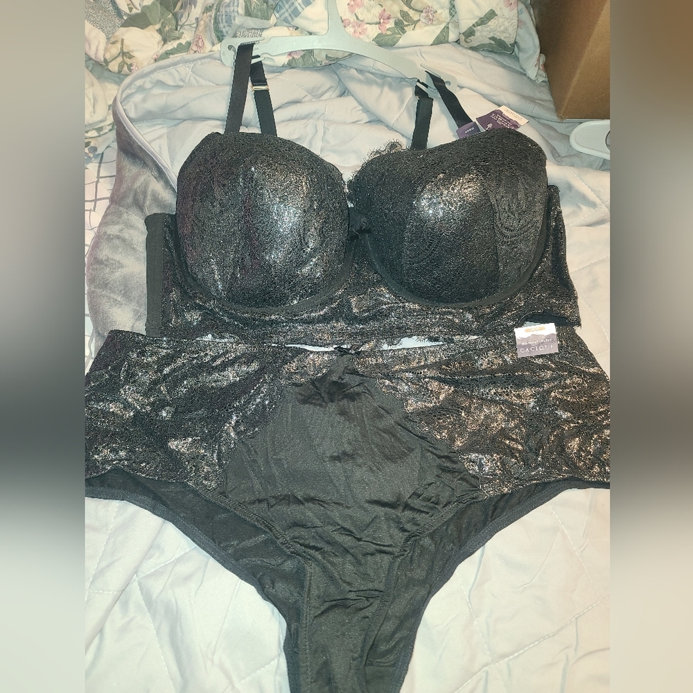 Lane bryant lingerie set. Size 3x/48DD. Nwt